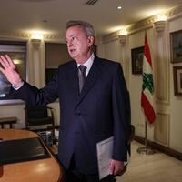 De chef van de centrale bank van Libanon vertrekt zonder opvolger