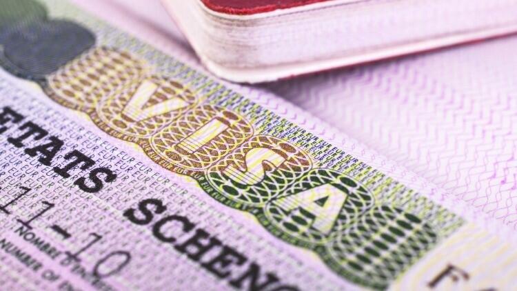 Touroperators bieden kortingen aan houders van visa en speciale paspoorten