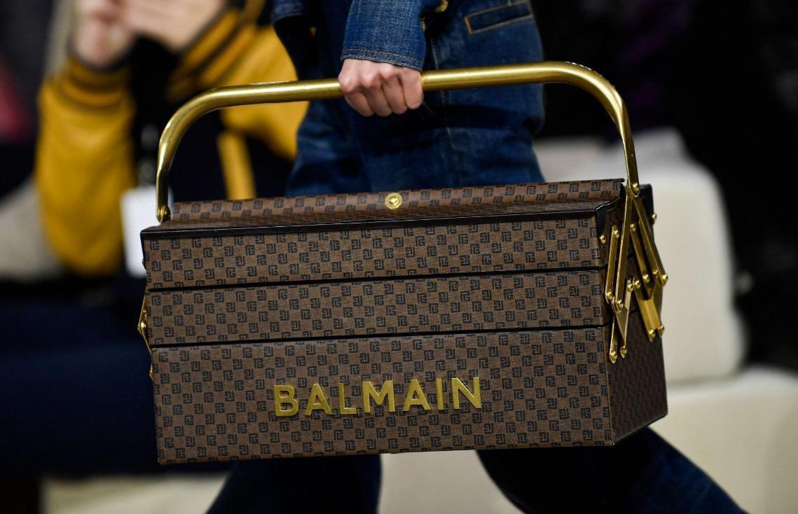 Balmain-collectie beroofd voorafgaand aan de modeshow in Parijs