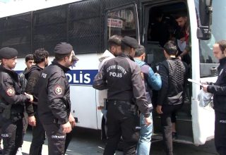 Het gouverneurskantoor van Istanbul vraagt ​​niet-geregistreerde Syriërs om te vertrekken