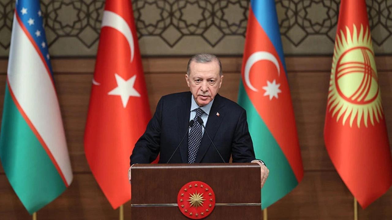 Erdoğan benadrukt de samenwerking in de Turkse wereld