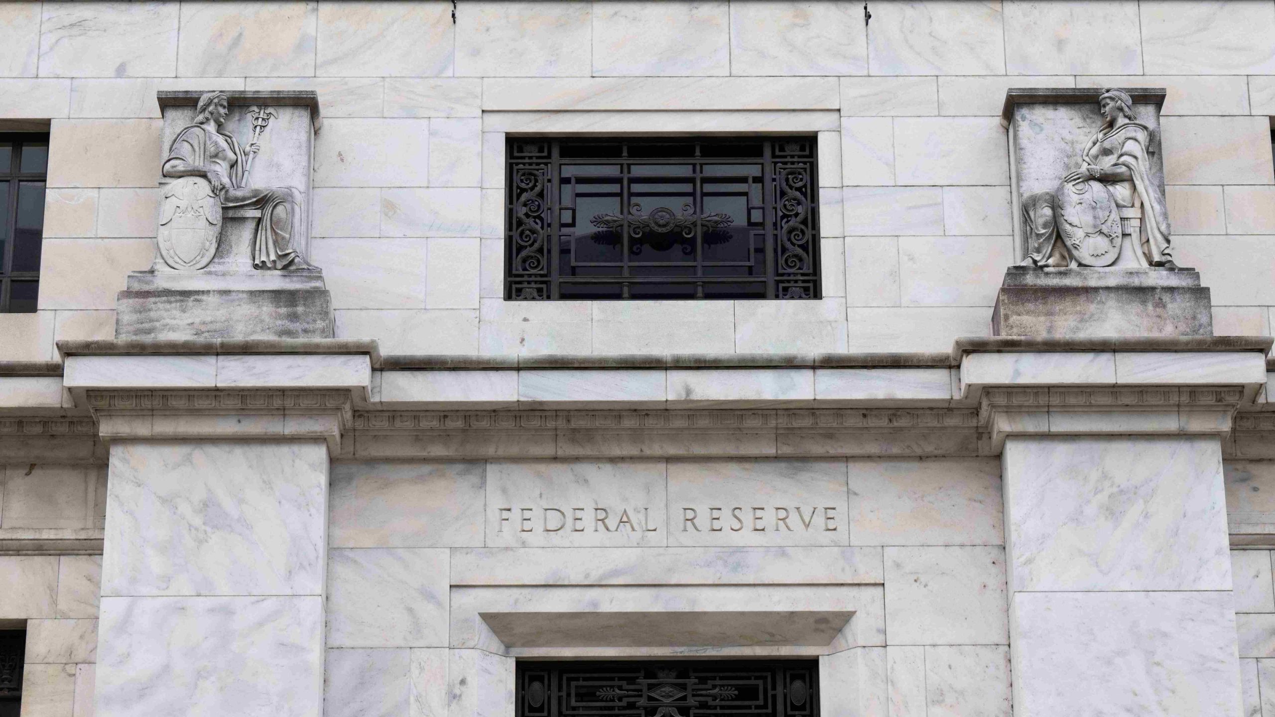 Amerikaanse Fed-functionarissen verwachten dat verdere renteverhogingen nodig zijn