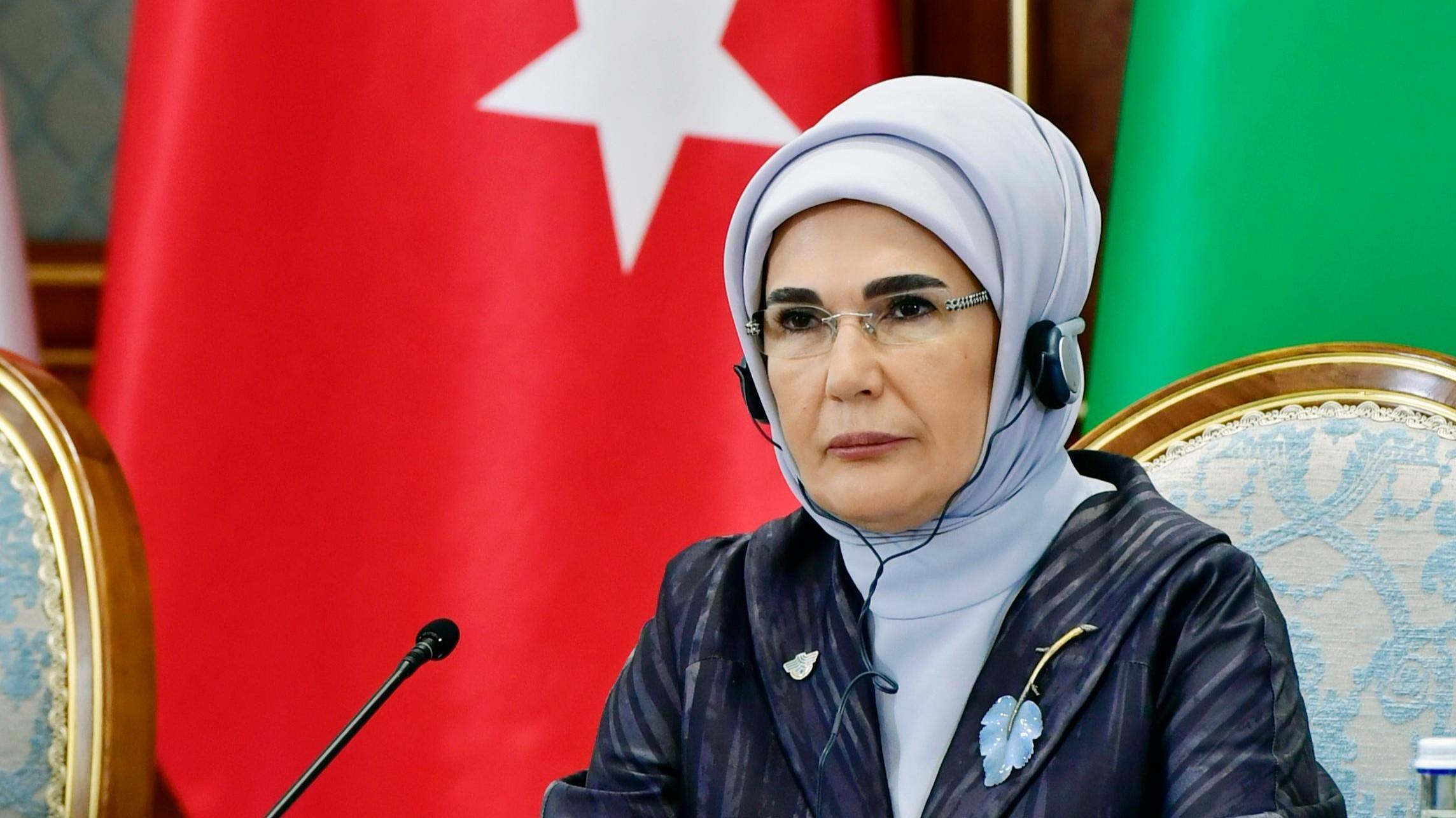 First lady roept op tot een staakt-het-vuren en permanente vrede in Gaza