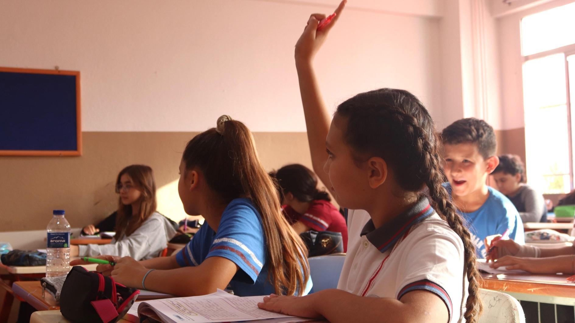 Pilotproject gestart voor meertalig onderwijs op middelbare scholen
