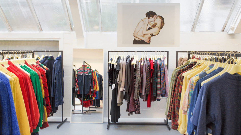 Modebibliotheek Amsterdam pakt kledingverspilling aan