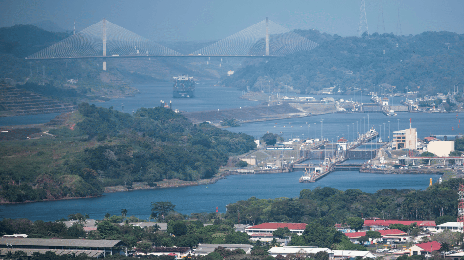 Het verkeer in het Panamakanaal daalde verder
