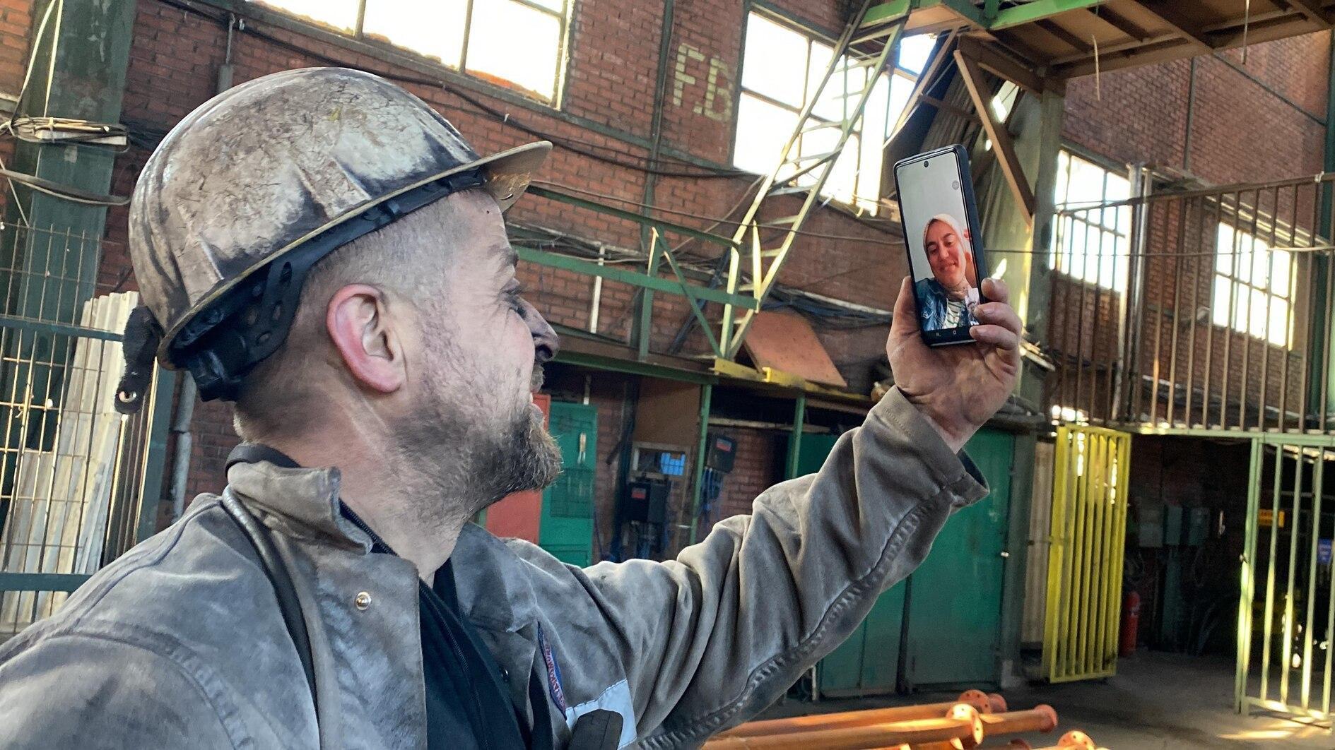 Mijnwerkers smeden een levenslange band met de overlevende