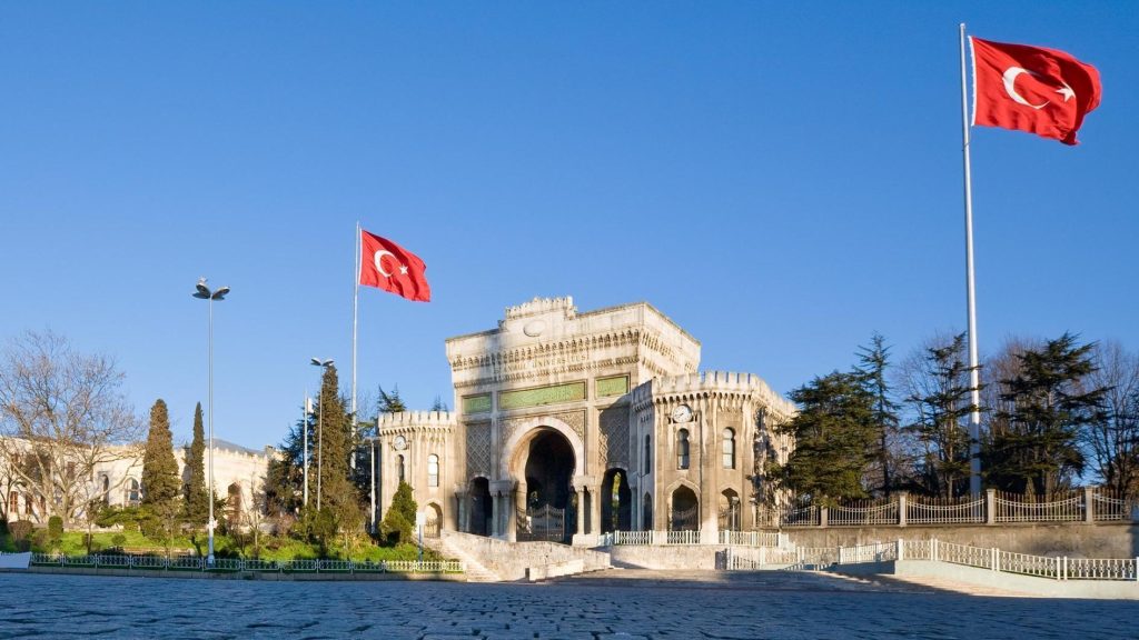 Istanbul ziet de voorkeur voor universiteiten met 25 procent dalen