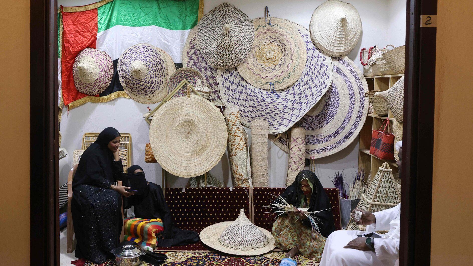 De Emiraten strijden om de uitstervende borduurkunst te behouden