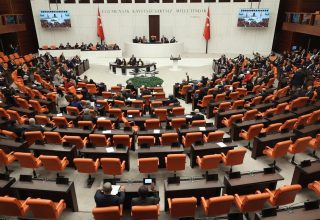 De AKP plant een nieuwe parlementaire eenheid om de eisen van burgers te ontvangen