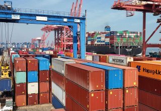 Het tekort op de buitenlandse handelsbalans wordt in april groter: Ministerie van Handel