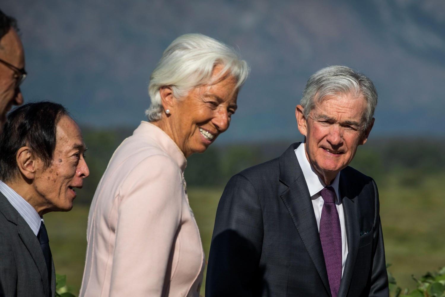 Lagarde van ECB waarschuwt voor de onafhankelijkheid van de centrale bank