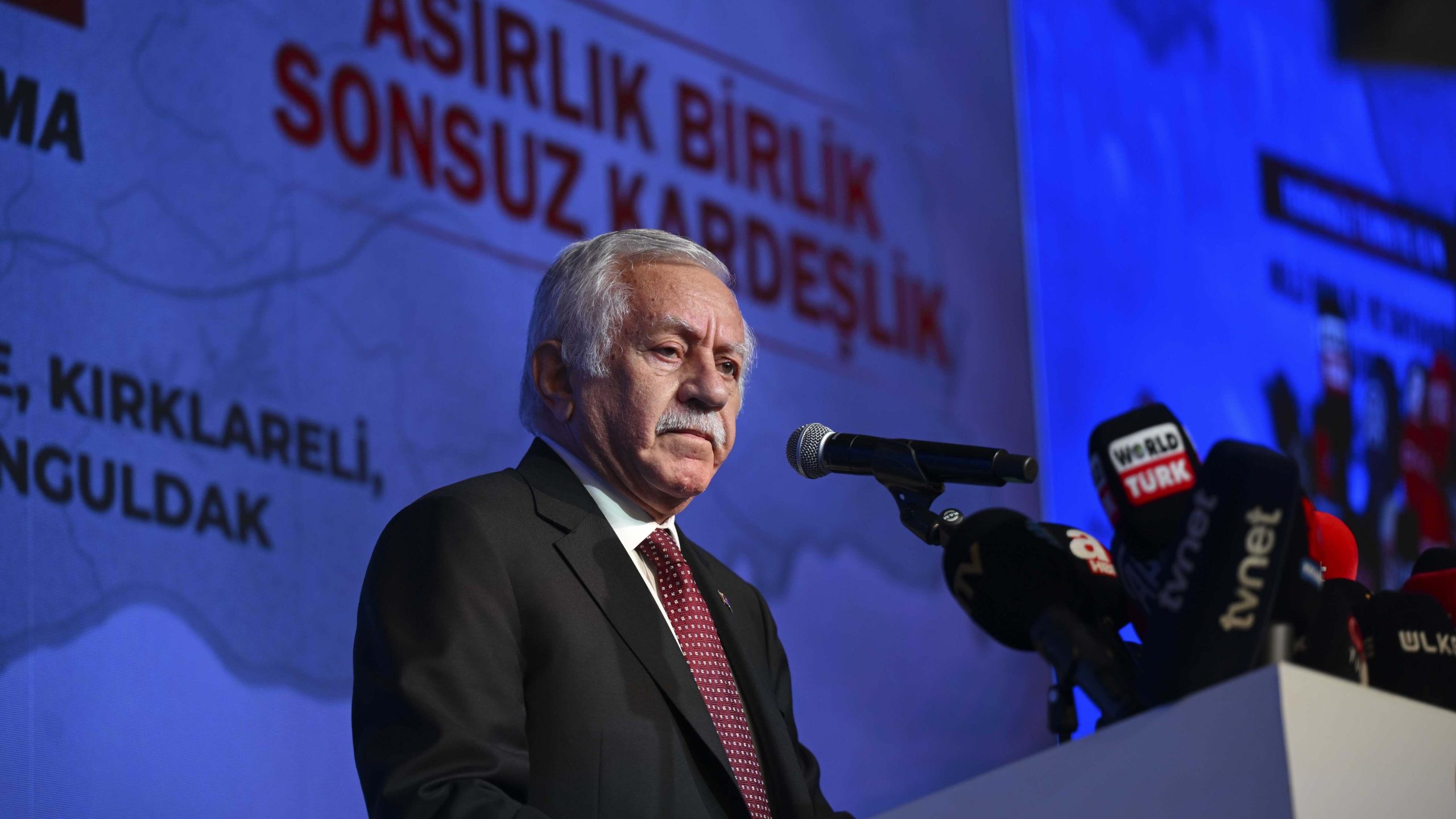 MHP bevordert een anti-terreurbod met Istanbul-verzameling