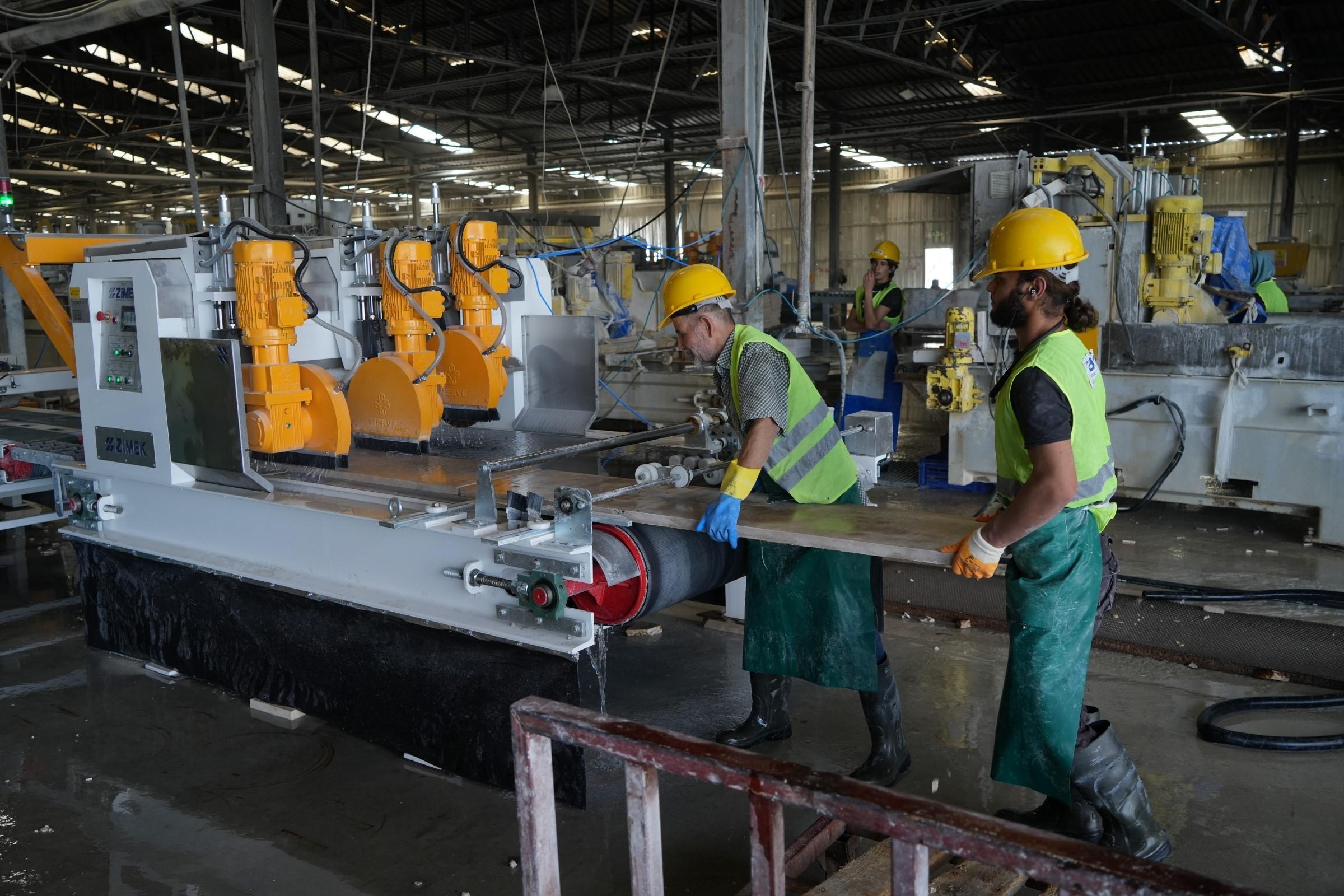 Productie PMI Falls voor de derde opeenvolgende maand