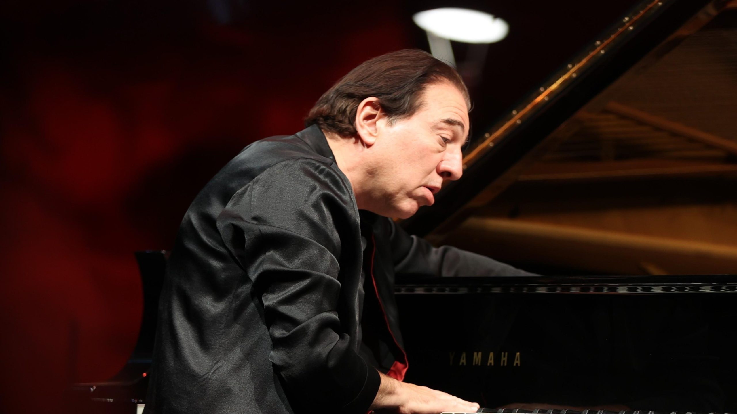 Cappadocia gastheren gerenommeerde pianist Fazıl Say en Kabuki -kunstenaar Nakamura Hayato