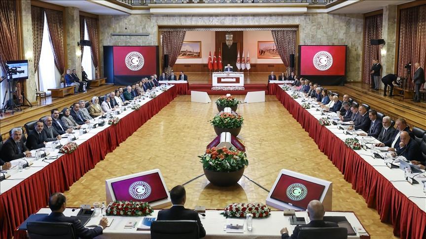 Parlementaire commissie hoort van vakbonden in anti-terreurbod