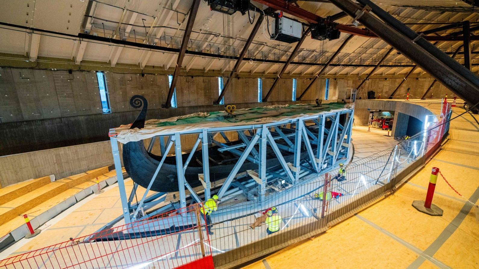 Vikingschepen maken de laatste risicovoyage naar New Oslo Home