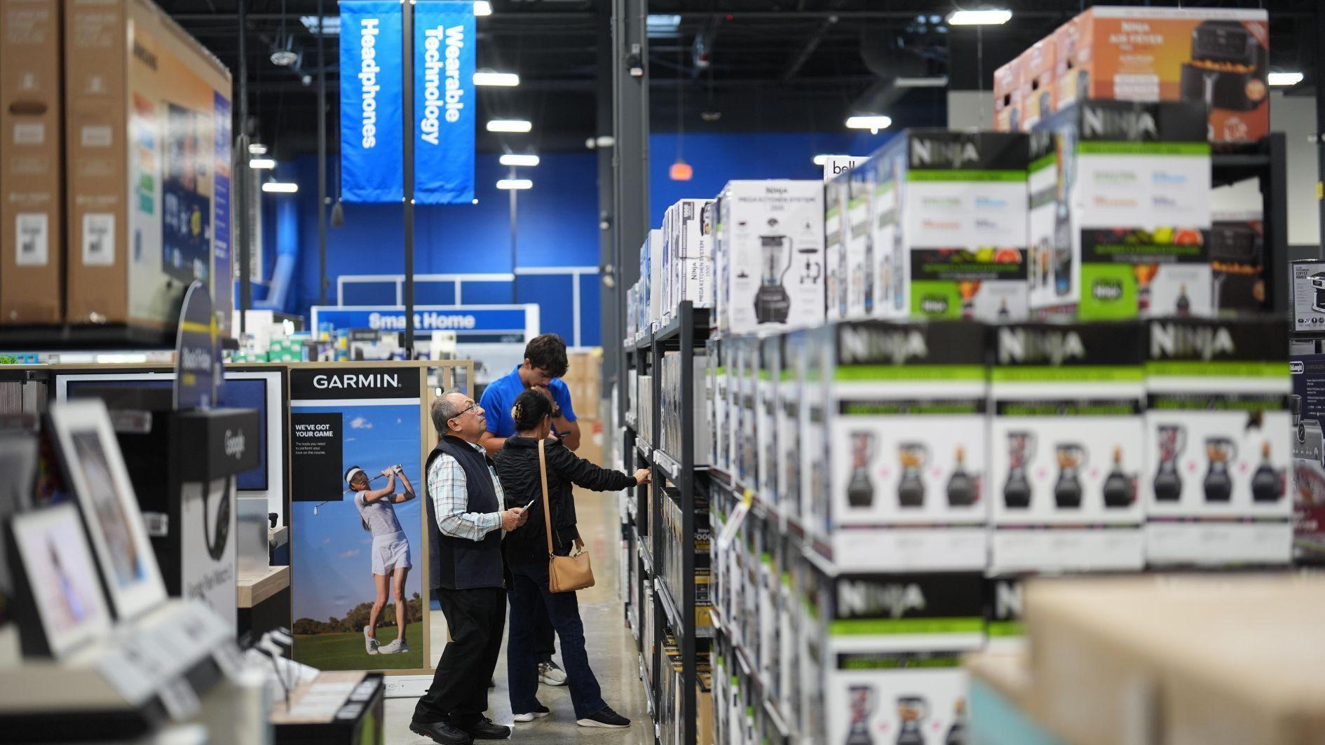 Amerikanen streven naar recorduitgaven voor vakanties, ondanks twijfels over de economie