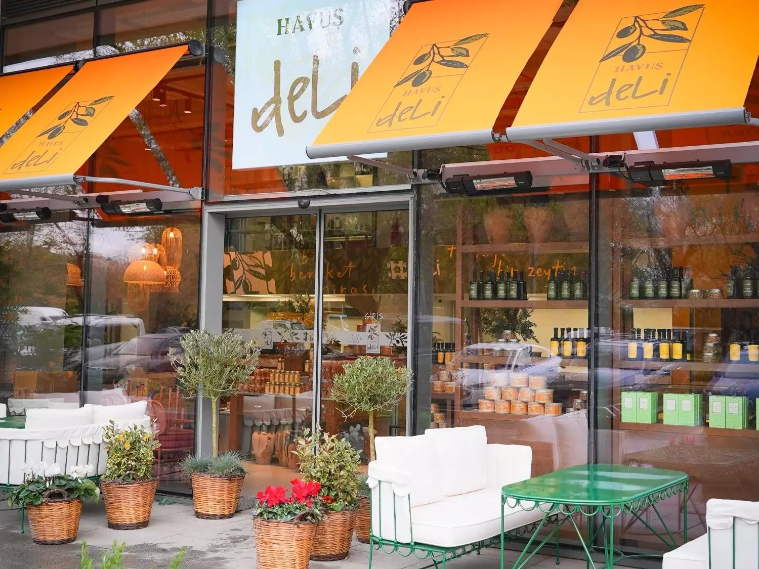 Havuş Deli: Winkel die Istanbul herinnert aan wat het vergeten is