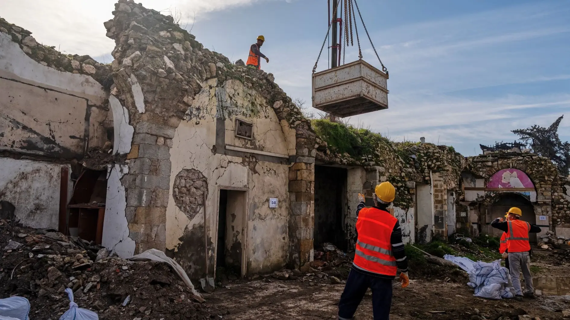 Architect wil de kerk herbouwen om het door de aardbeving getroffen multiculturele verleden van Hatay nieuw leven in te blazen