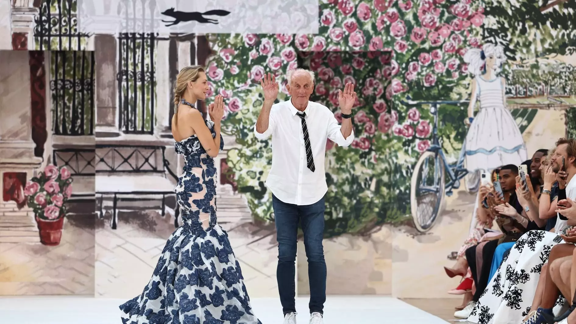 De Londense modeweek wordt geopend met een eerbetoon aan een van zijn groten