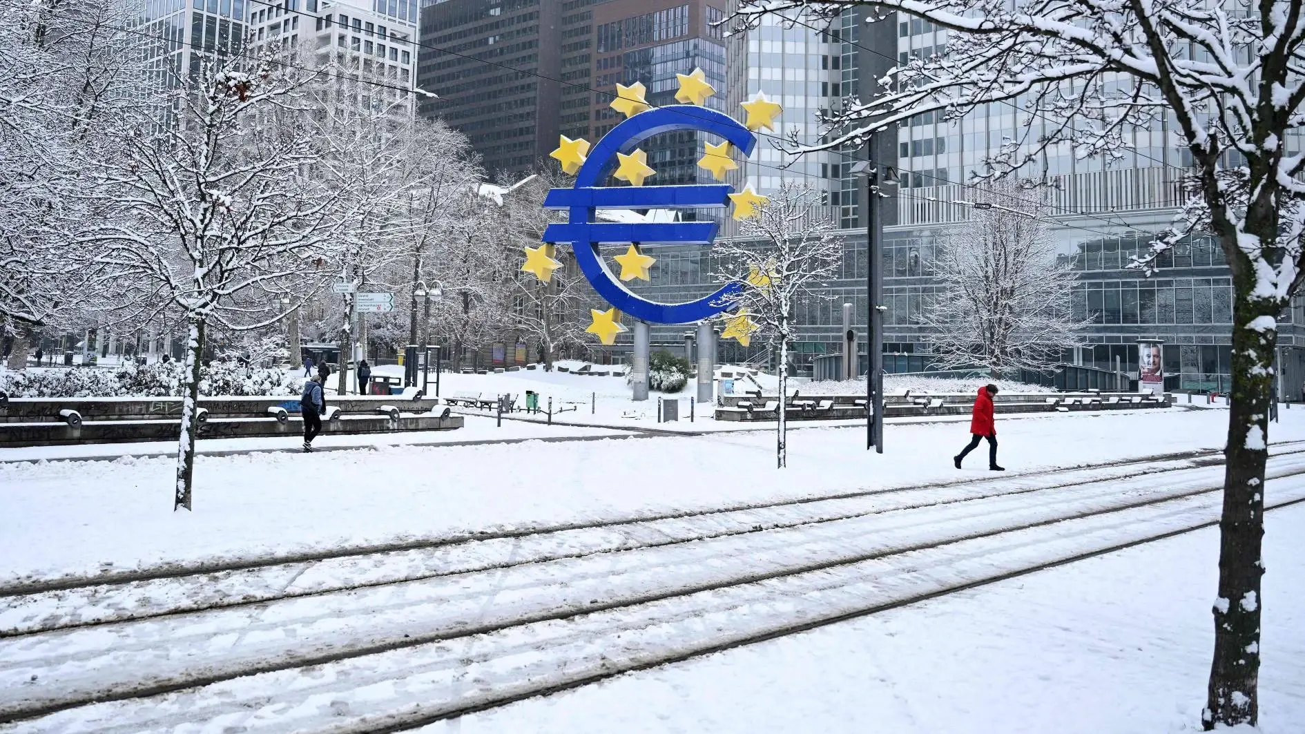 De stijgende euro zorgt voor nieuwe hoofdpijn voor de ECB