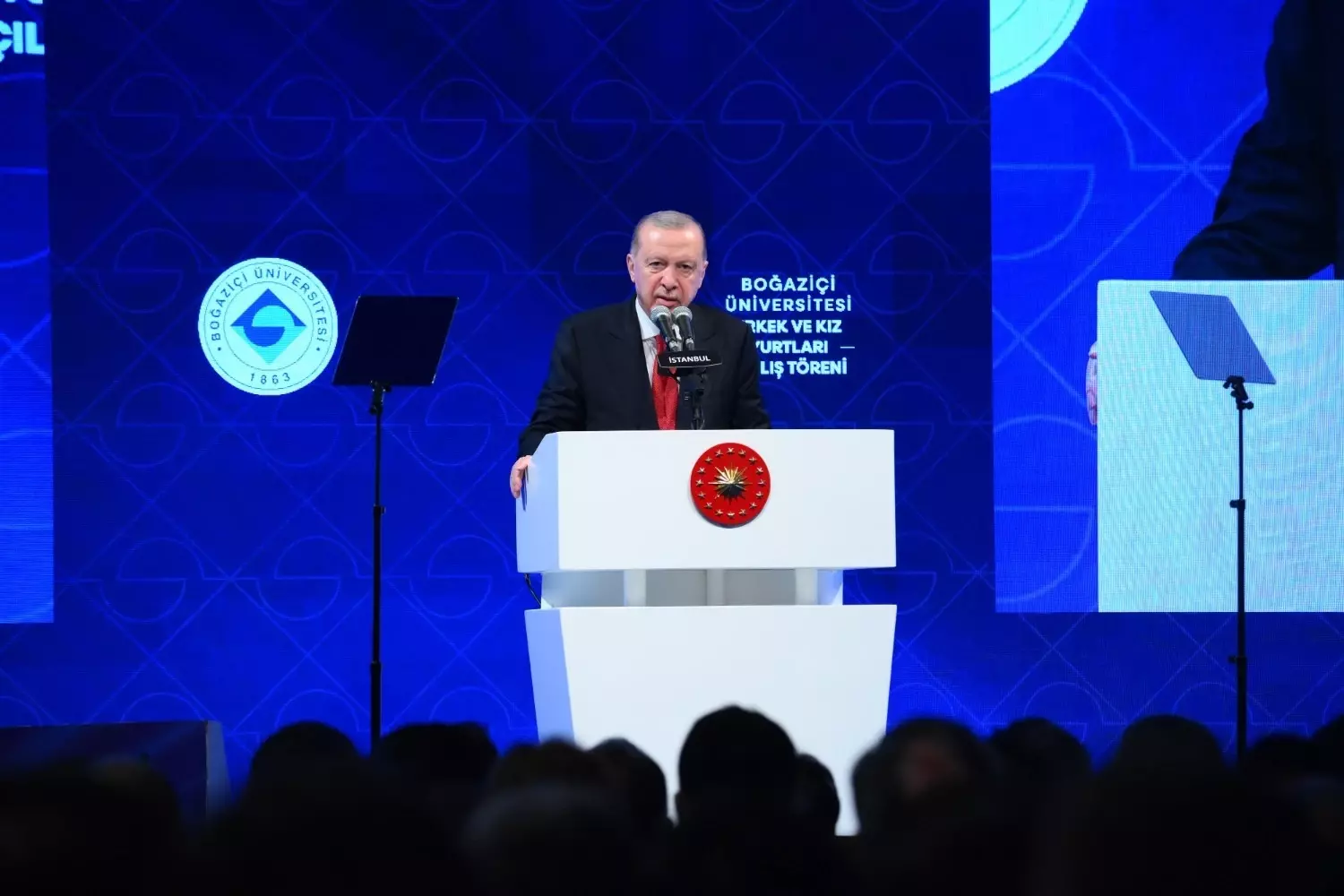 Erdoğan: Universiteiten moeten zich aanpassen naarmate de invloed van Türkiye groeit