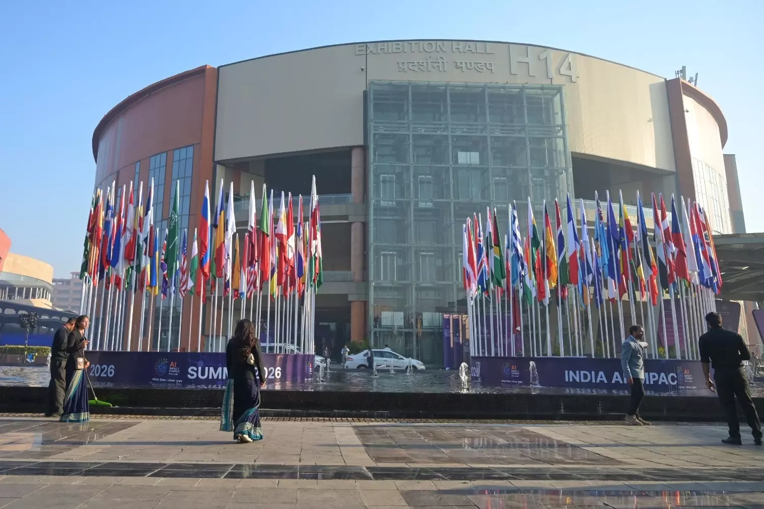 India is gastheer van een AI-top nu de zorgen over de veiligheid toenemen