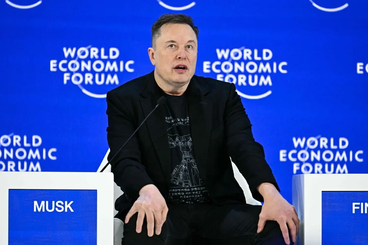 Musk voegt xAI samen met SpaceX om ruimtedatacentra te bouwen
