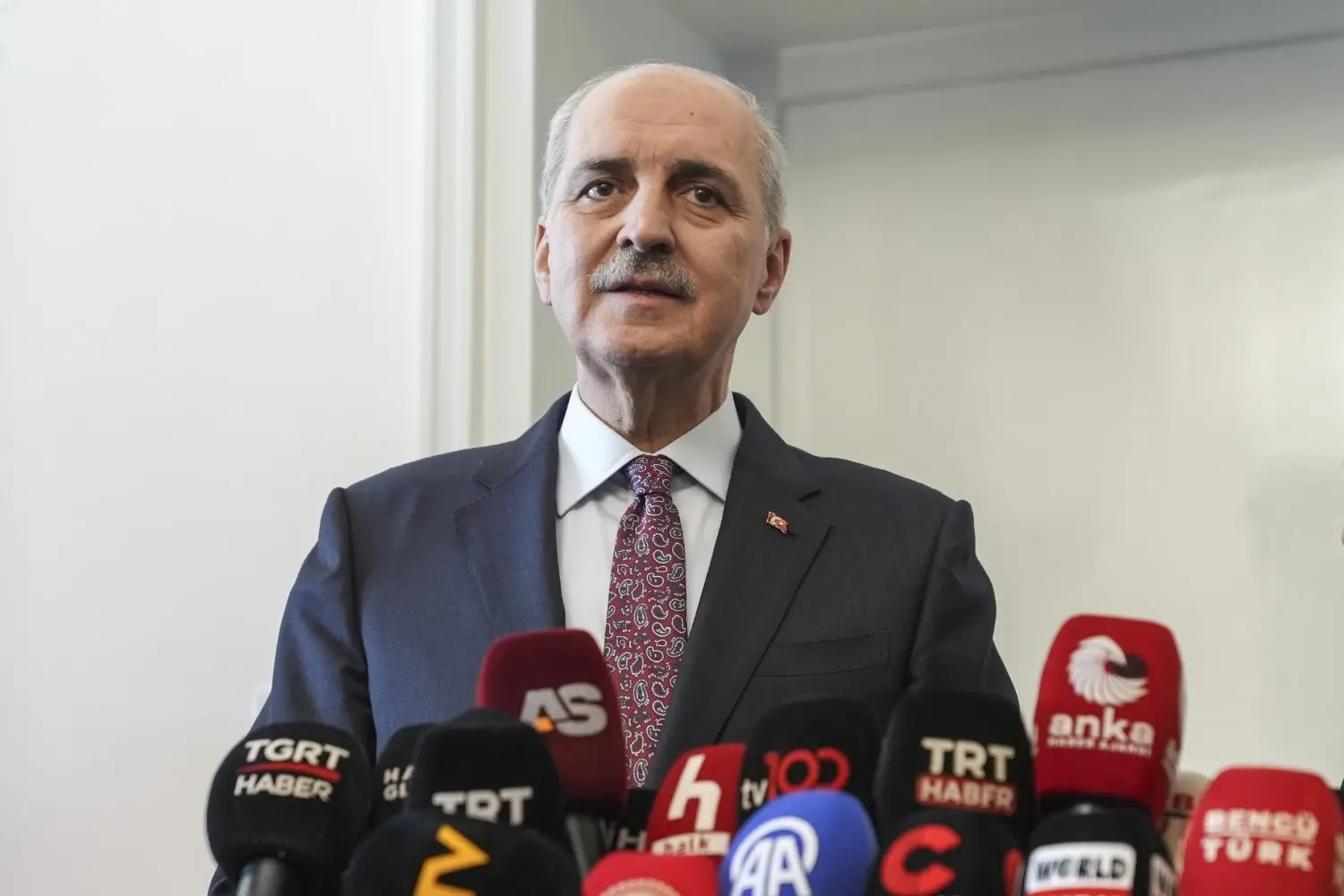 Spreker begint partijtournee na het antiterreurrapport van het parlement