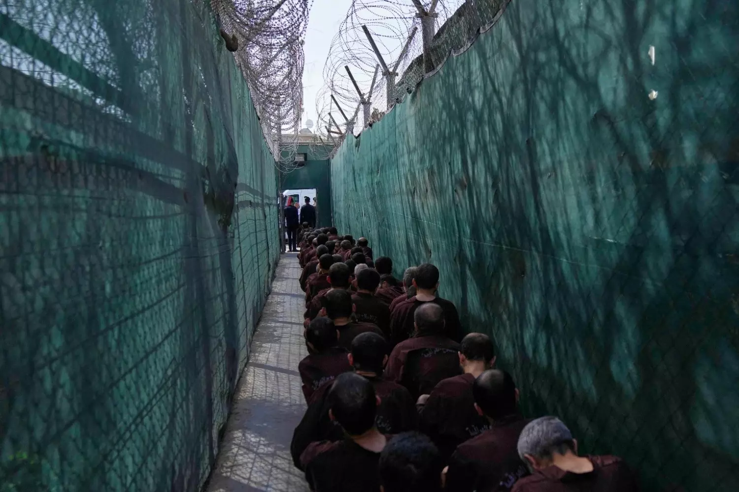 VS voltooit de overdracht van ISIL-gedetineerden van Syrië naar Irak: CENTCOM