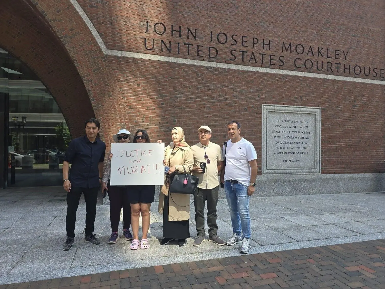 Vader van slachtoffer van crash in Istanbul roept op tot maximale straf