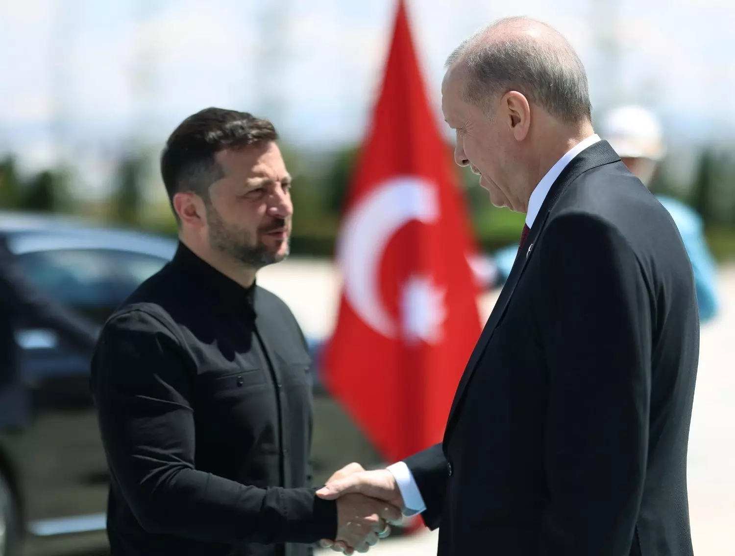 Erdoğan zegt tegen Zelensky dat het Iran-conflict de vredesinspanningen in Oekraïne niet mag laten ontsporen