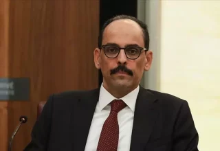 Het hoofd van de inlichtingendienst van Türkiye ontmoet het Hamas-team