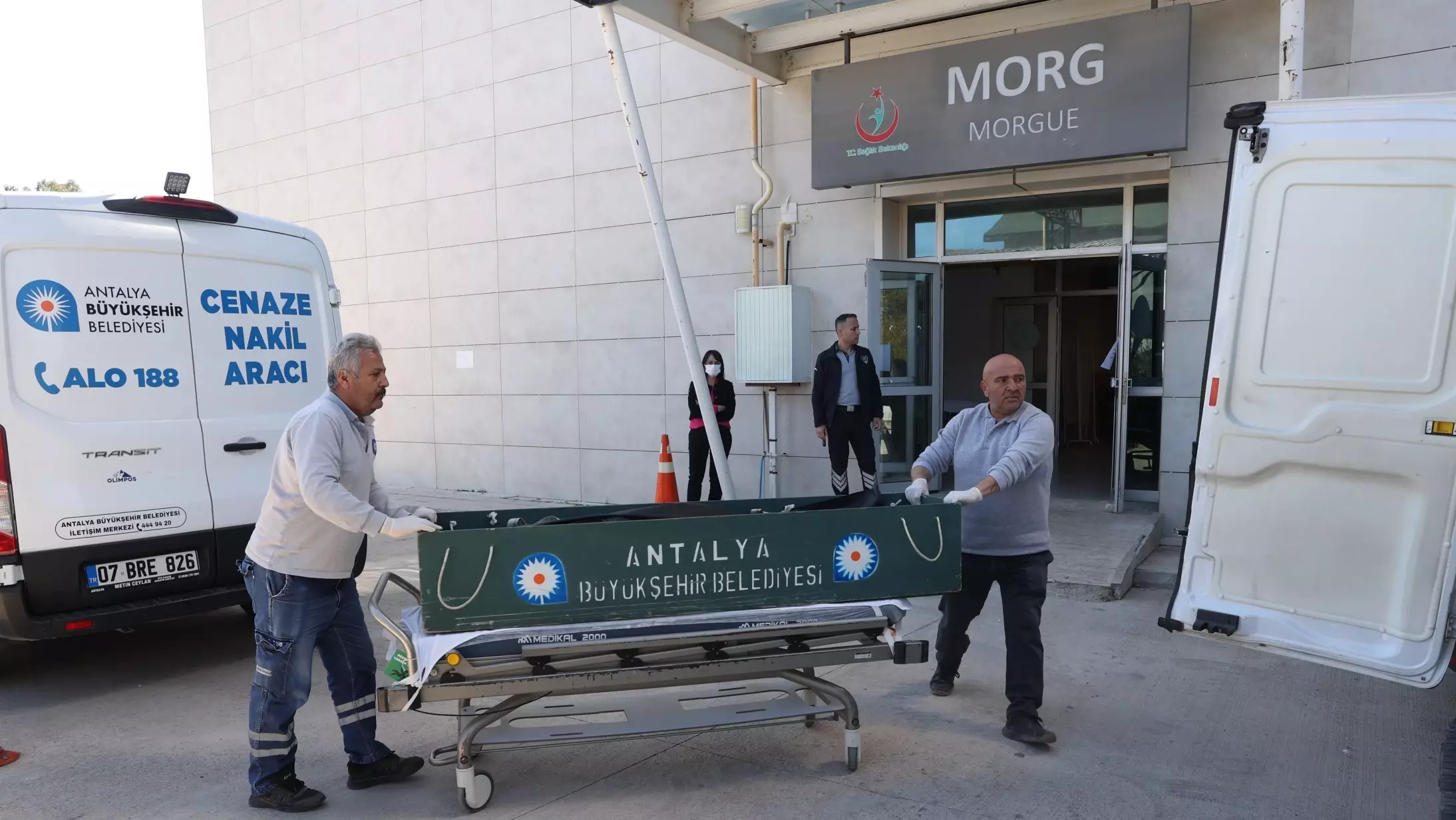 Minstens veertien migranten verdrinken voor de kust van Antalya na een dodelijke botsing