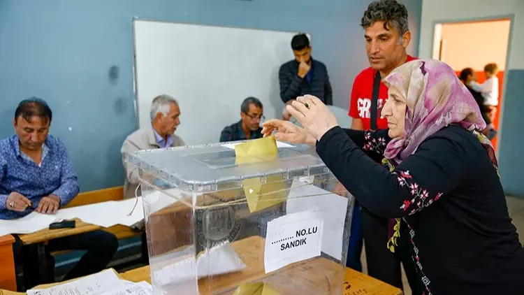 Türkiye werkt de toewijzing van parlementszetels bij op basis van bevolkingsgegevens