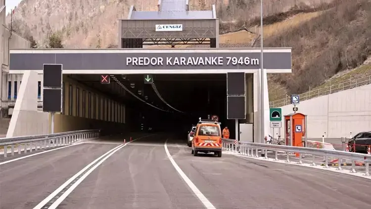 Turkse aannemer voltooit belangrijk deel van Europese tunnel