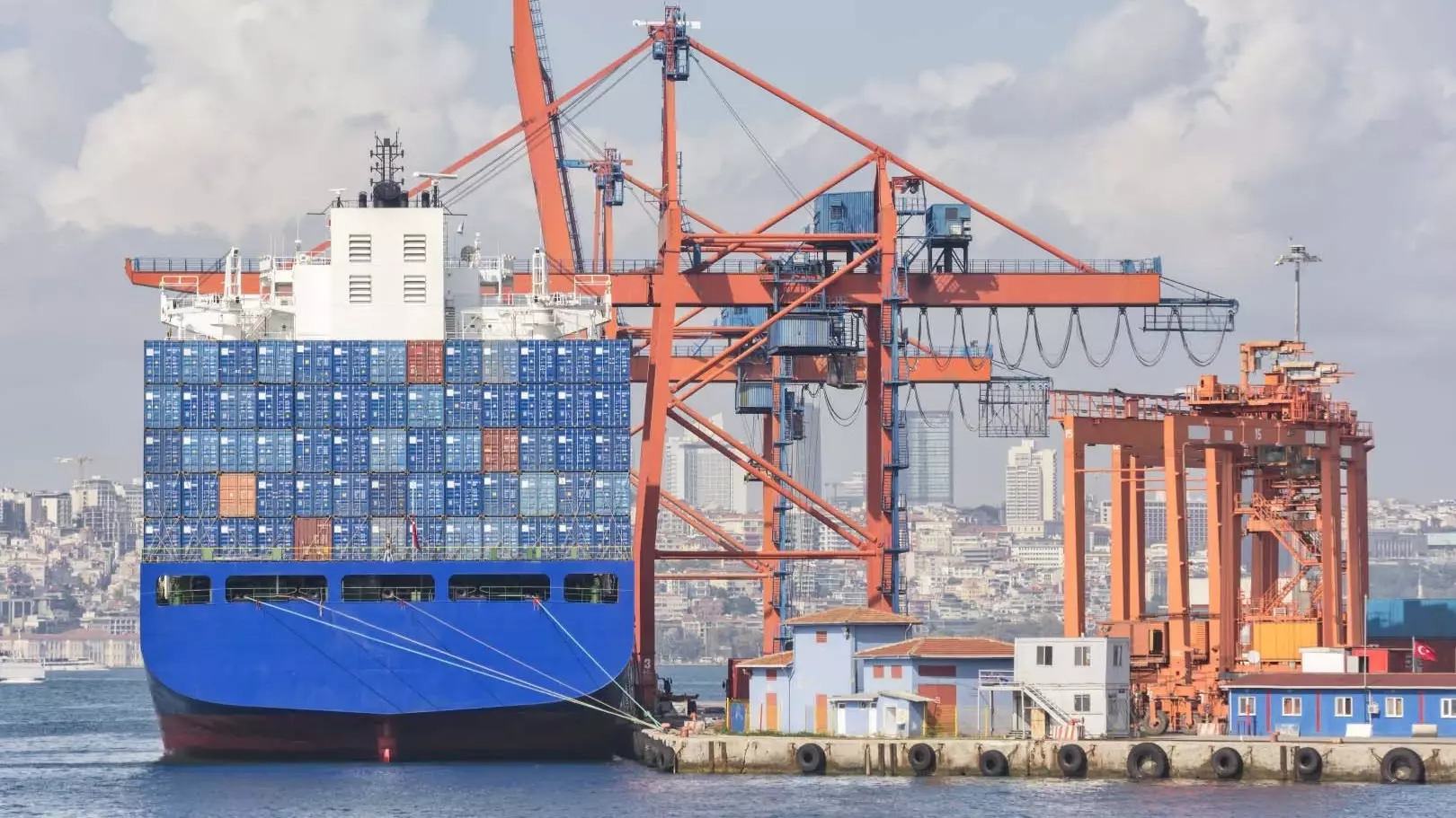 Turkse exporteurs wegen risico's en kansen af ​​te midden van regionale onrust