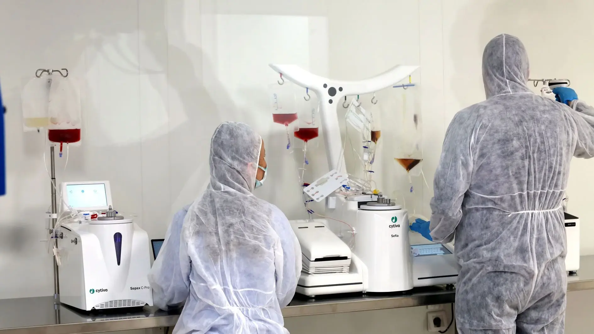 Universiteit lanceert geavanceerd celtherapiecentrum voor de behandeling van kanker