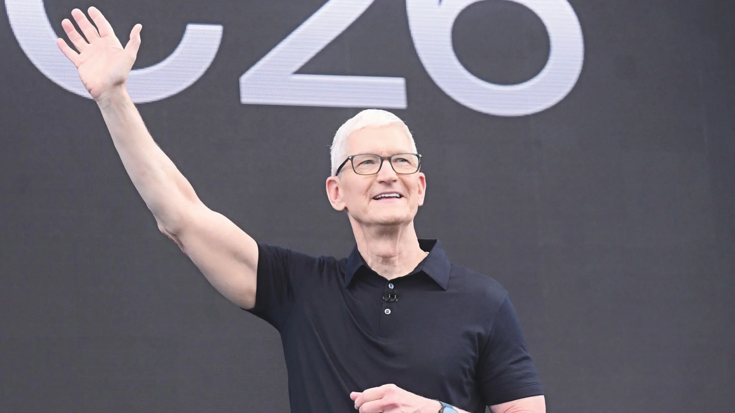 De CEO van Apple zegt dat de opkomst van AI prijsstijgingen onvermijdelijk maakt