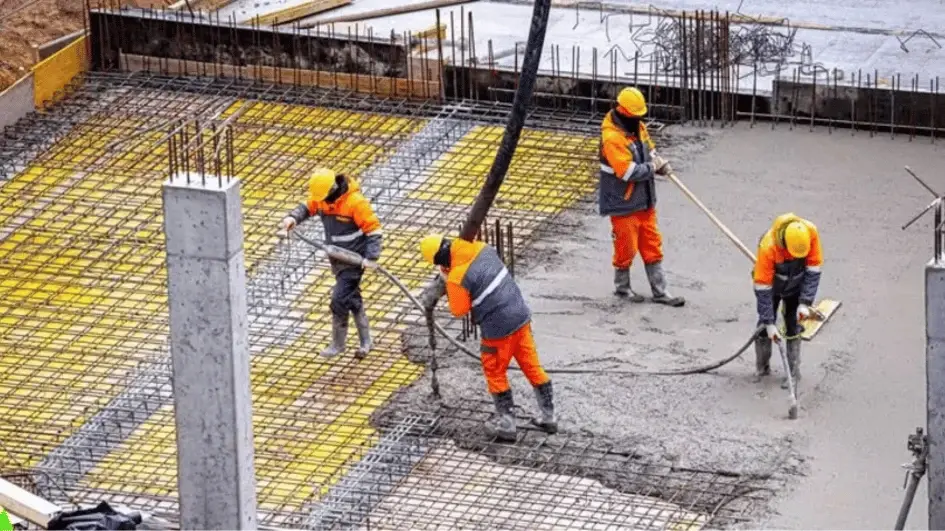 De bouwproductie in Türkiye stijgt in april met 2 procent