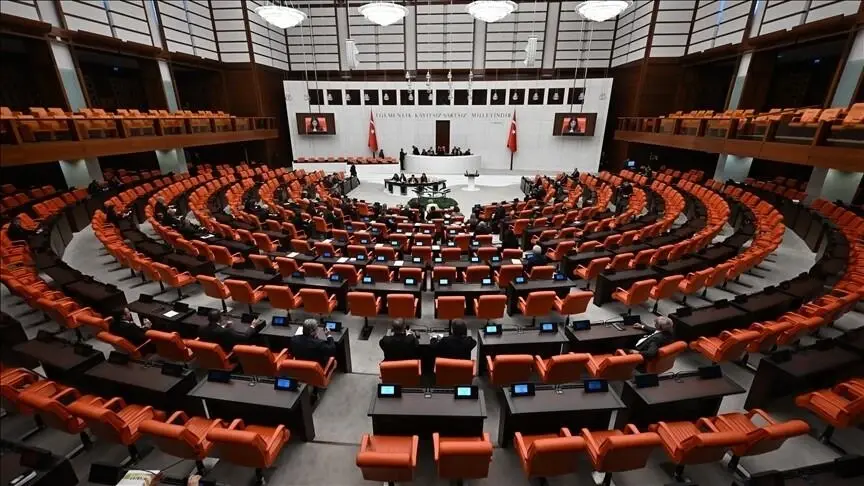 Het Parlement kijkt naar een wetsvoorstel over een terreurvrij Türkiye-proces