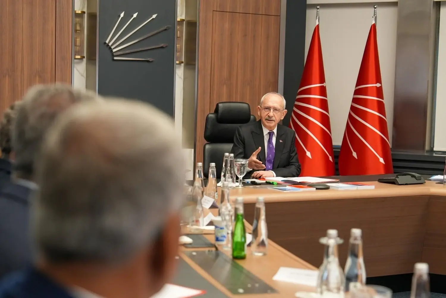 Het door Kılıçdaroğlu geleide CHP-bestuur streeft naar uitzetting
