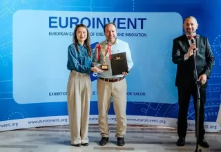 12 Turkse academici winnen goud in Roemenië voor melanoompleister