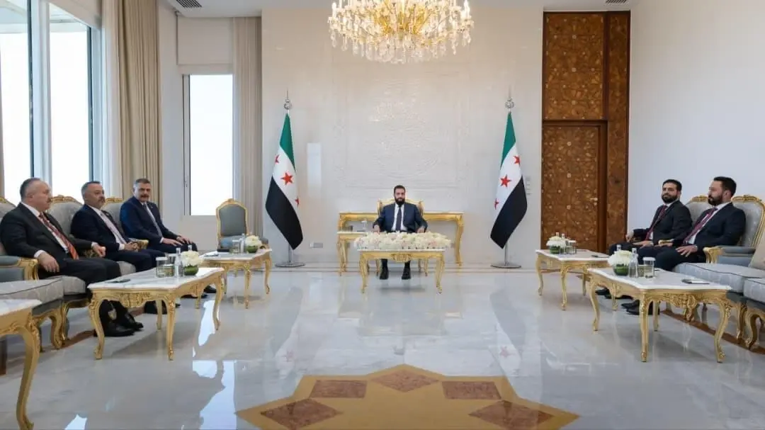 Ankara en Damascus bespreken veiligheidsbanden en terugkeer van Syriërs