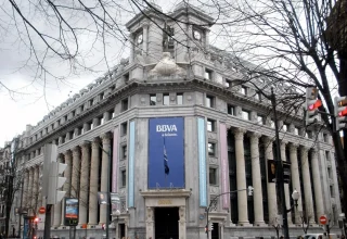 BBVA, voormalig voorzitter, moet terechtstaan ​​wegens spionage