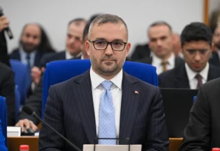 De gouverneur van de Centrale Bank zegt een strak beleid te voeren om de desinflatie te ondersteunen