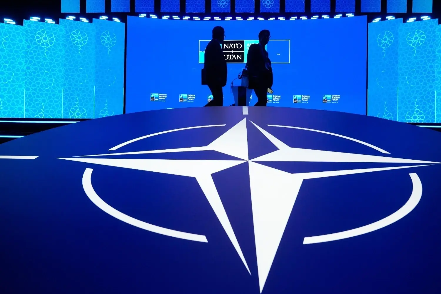 De top in Ankara omarmt de visie van 'een sterker Europa, een sterkere NAVO'