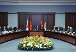 Erdoğan roept het AKP-bestuur bijeen nu de anti-terreurwet het parlement nadert