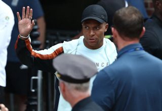 Frankrijk en Engeland bereiden zich voor op een somber WK-uitzending